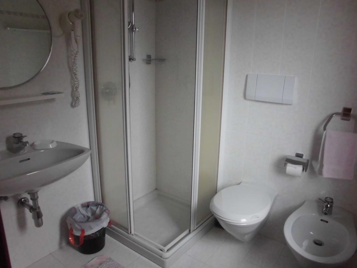 Menardi Sisto B&B Cortina d'Ampezzo Ngoại thất bức ảnh